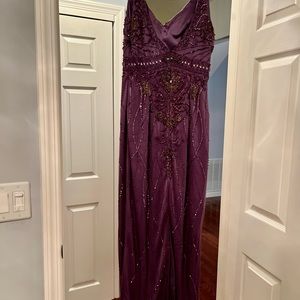 Sue Wong beaded & fitted gown.